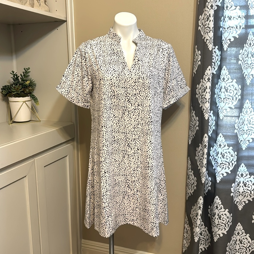 Tunic dress all over black print